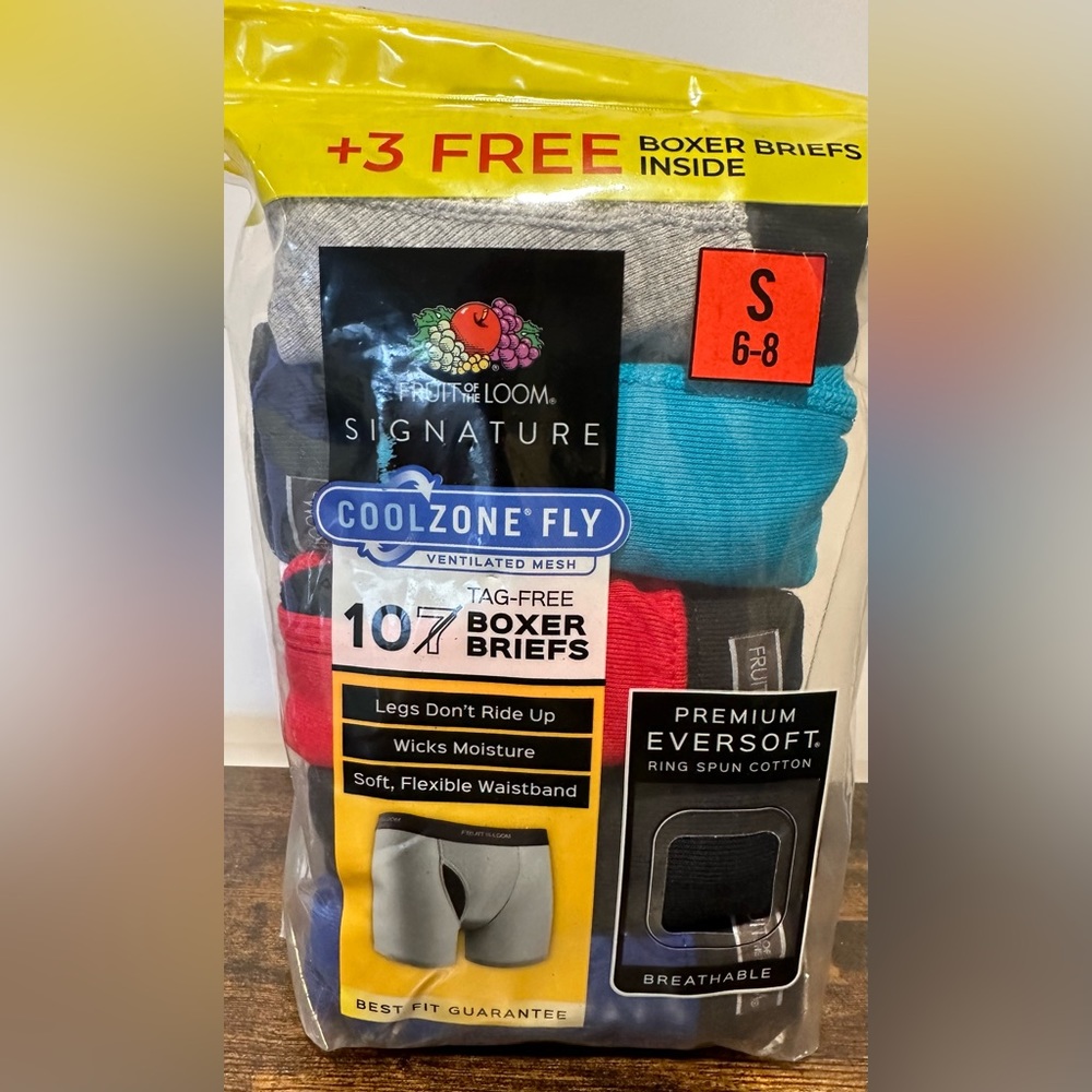 Fruit Of The Loom Boys 10 Pack Tag Free Boxer Briefs NWT Size S 6-8